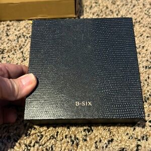 B-Six Nippies Skin silicone Adhesives M/L